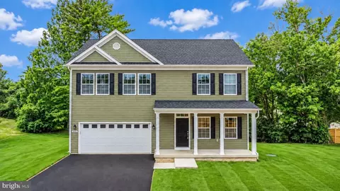152 General Lee Ave, Inwood, WV 25428