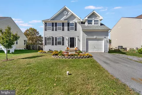 38 Charlotte Ct, Martinsburg, WV 25405