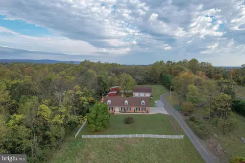 133 Max Miller Ln, Bunker Hill, WV 25413