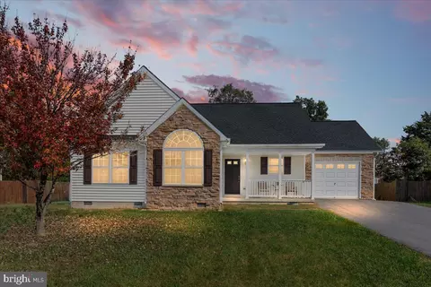 324 Marlowe Dr, Inwood, WV 25428