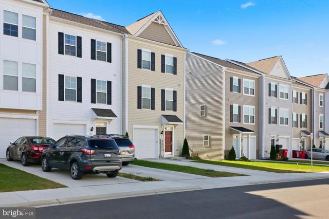 38 Kirby Ct, Bunker Hill, WV 25413