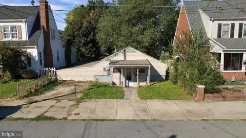 809 Virginia Ave, Martinsburg, WV 25401