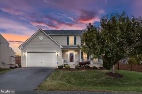 33 Farnsworth Ct, Gerrardstown, WV 25420