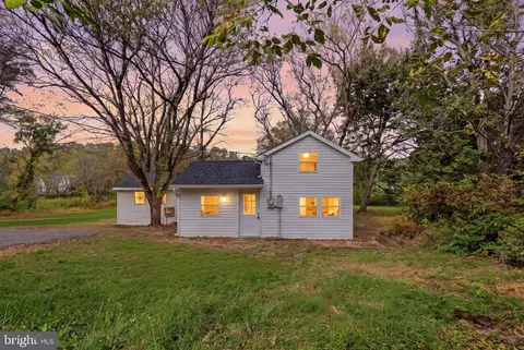 306 S Mary St, Hedgesville, WV 25427