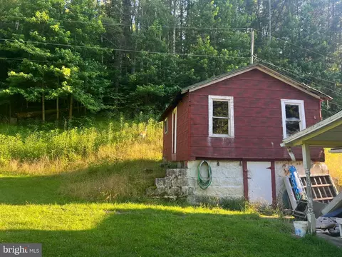 40 Arch Walnut Rd, Duck, WV 25063 photo 5
