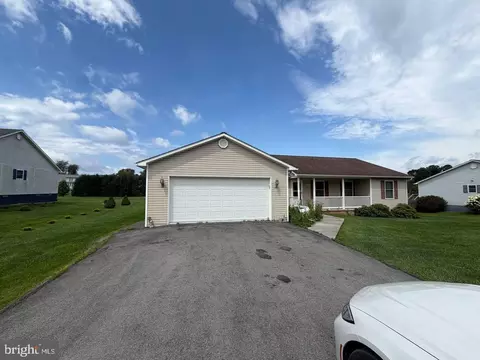 333 E Bailey Rd, Lewisburg, WV 24901