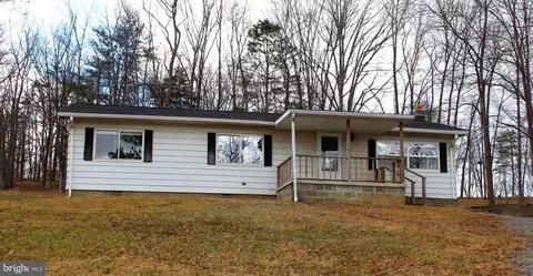 169 Kimble Rd, Petersburg, WV 26847