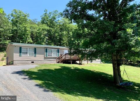 189 Briarwood Dr, Maysville, WV 26833