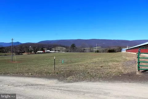 77 103 117 Broiler House Way, Maysville, WV 26833