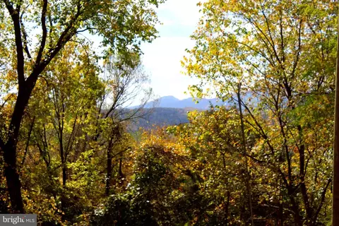 31 Welton Orchard Rd, Petersburg, WV 26847