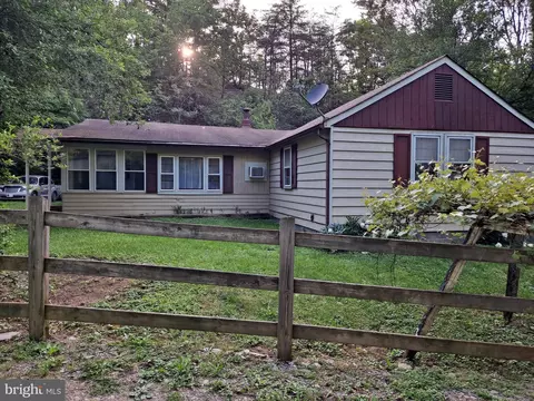 134 Harvey Sites Dr, Petersburg, WV 26847