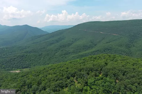 10 Little Mountain Road # a, Cabins, WV 26855