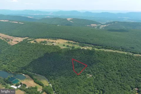 27 High Vly, Maysville, WV 26833