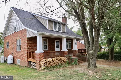 125 Pine St, Petersburg, WV 26847