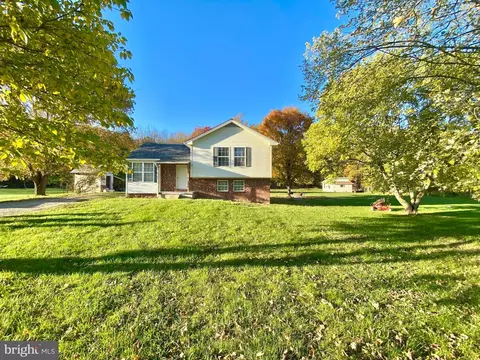 5429 Patterson Creek Rd, Lahmansville, WV 26731