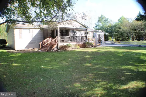 153 Trout Ln, Cabins, WV 26855