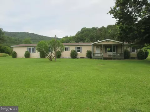 65 Almost Heaven Dr, Petersburg, WV 26847