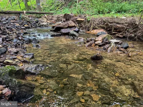 Laurel Dale Road, New Creek, WV 26743