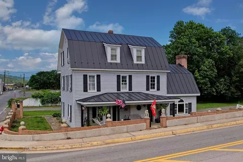 105 S Main St S, Petersburg, WV 26847