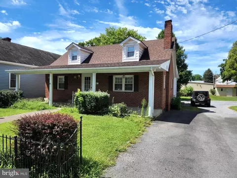 117 Elm S, Moorefield, WV 26836