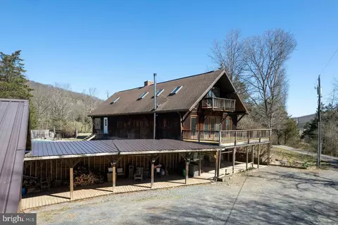 1982 Grover Smith Rd, Baker, WV 26801 photo 2