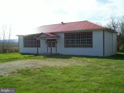 1172 Rt Us 220 S, Moorefield, WV 26836