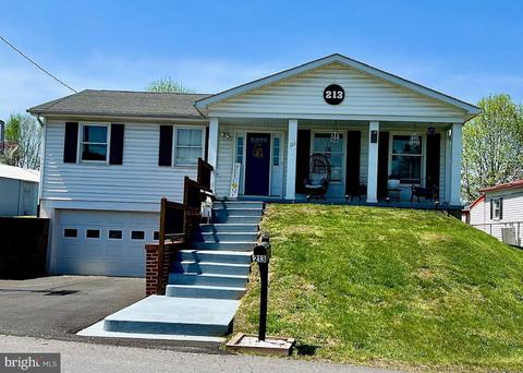 213 Water Street Dr, Moorefield, WV 26836