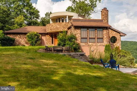 637 Rita Ln, Baker, WV 26801 photo 8