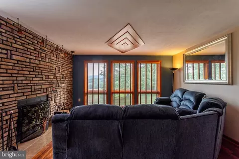 637 Rita Ln, Baker, WV 26801 photo 27