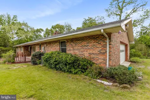 420 High Ln, Mathias, WV 26812