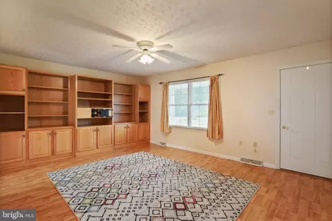 325 Tanglewood Dr, Old Fields, WV 26845 photo 7