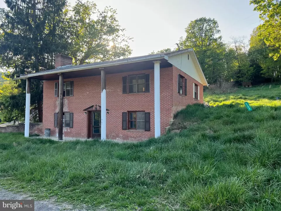 2136 Frosty Hollow Rd, Moorefield, WV 26836 18 Photos Movoto
