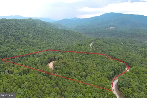 17 Ashton Woods, Moorefield, WV 26836