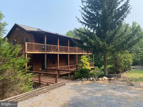 979 Moonshine Holw, Lost River, WV 26810