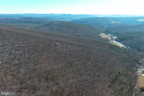 8 Dwf, Mathias, WV 26812 photo 35