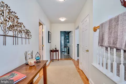 Entry Way - 25 Red Maple Dr, Baker, WV 26801 photo 4 of 5