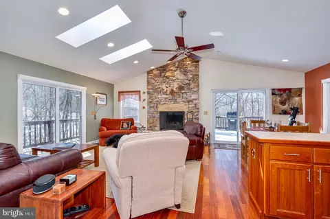 Living - 25 Red Maple Dr, Baker, WV 26801 photo 2 of 12