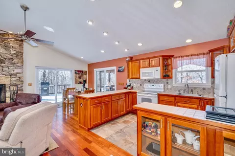 Kitchen - 25 Red Maple Dr, Baker, WV 26801 photo 5 of 5