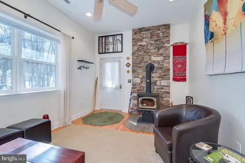 Living - 25 Red Maple Dr, Baker, WV 26801 photo 10 of 12