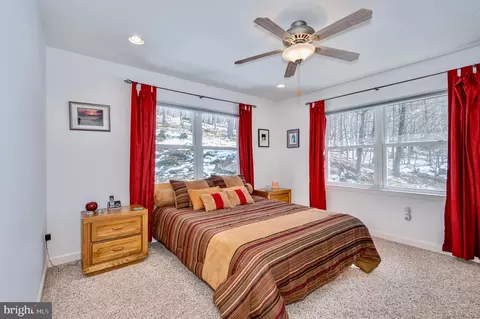 Bedroom - 25 Red Maple Dr, Baker, WV 26801 photo 3 of 6