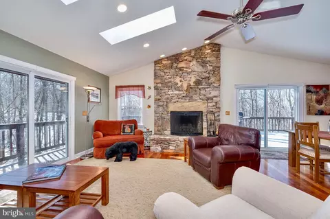 Living - 25 Red Maple Dr, Baker, WV 26801 photo 3 of 12