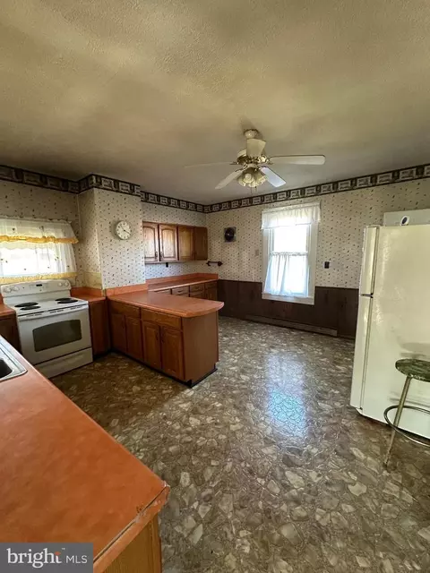 Kitchen - 443 Reynolds Gap, Old Fields, WV 26845 photo 5 of 5