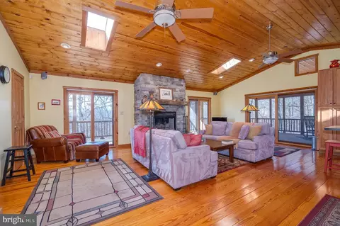 Living - 6 Walking Stick Rd, Baker, WV 26801 photo 3 of 8