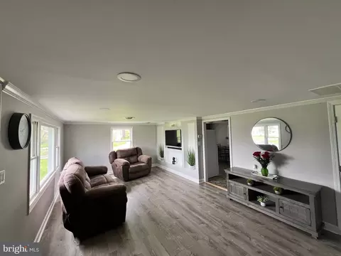 Living - 82 Second Ln, Moorefield, WV 26836 photo 1 of 4