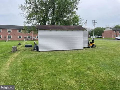 418 Spring Ave, Moorefield, WV 26836 photo 5