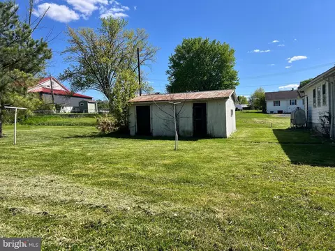 219 Maple Ave, Moorefield, WV 26836 photo 5