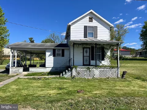 219 Maple Ave, Moorefield, WV 26836 photo 2
