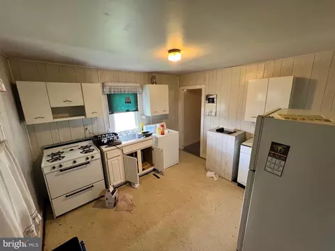 Kitchen - 1234 S Fork Rd, Moorefield, WV 26836 photo 3 of 4