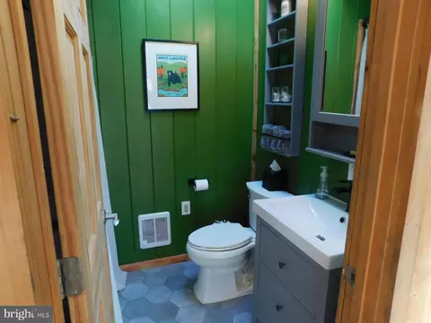 55 Hunter Ln, Mathias, WV 26812 photo 17