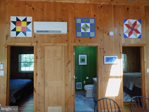 55 Hunter Ln, Mathias, WV 26812 photo 10